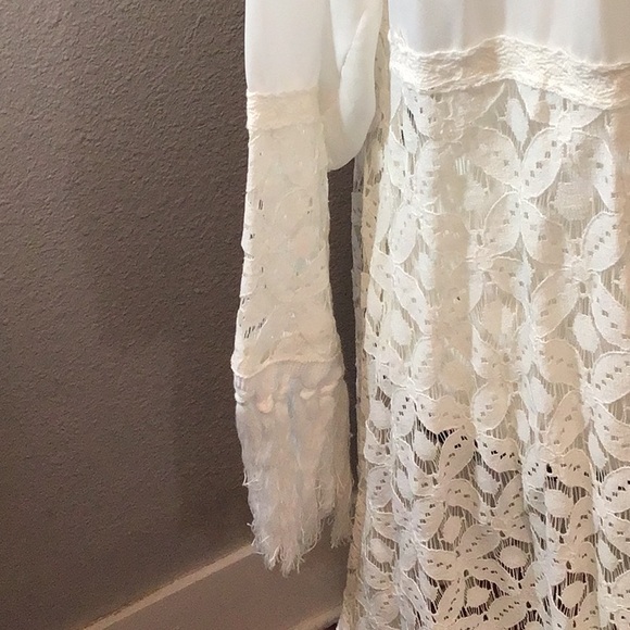 White Bohemian Tassel Cover-Up - Picture 5 of 10